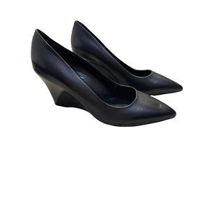 M. Gemi The Murano Pointed Toe Wedge Stacked Heel Pump, Black Leather Size 37/6.